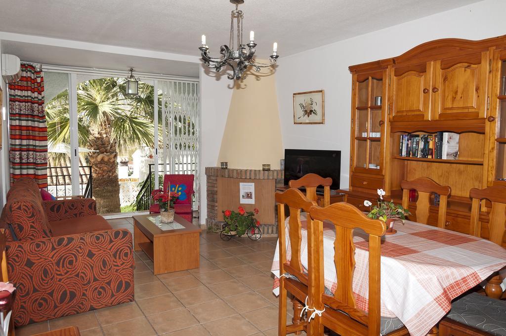 Casas Adosadas Lambda Almunecar